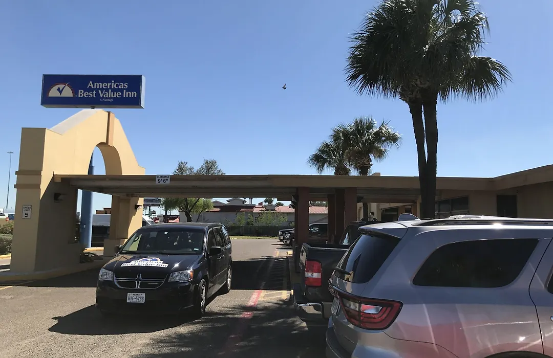 Americas Best Value Inn Laredo-1