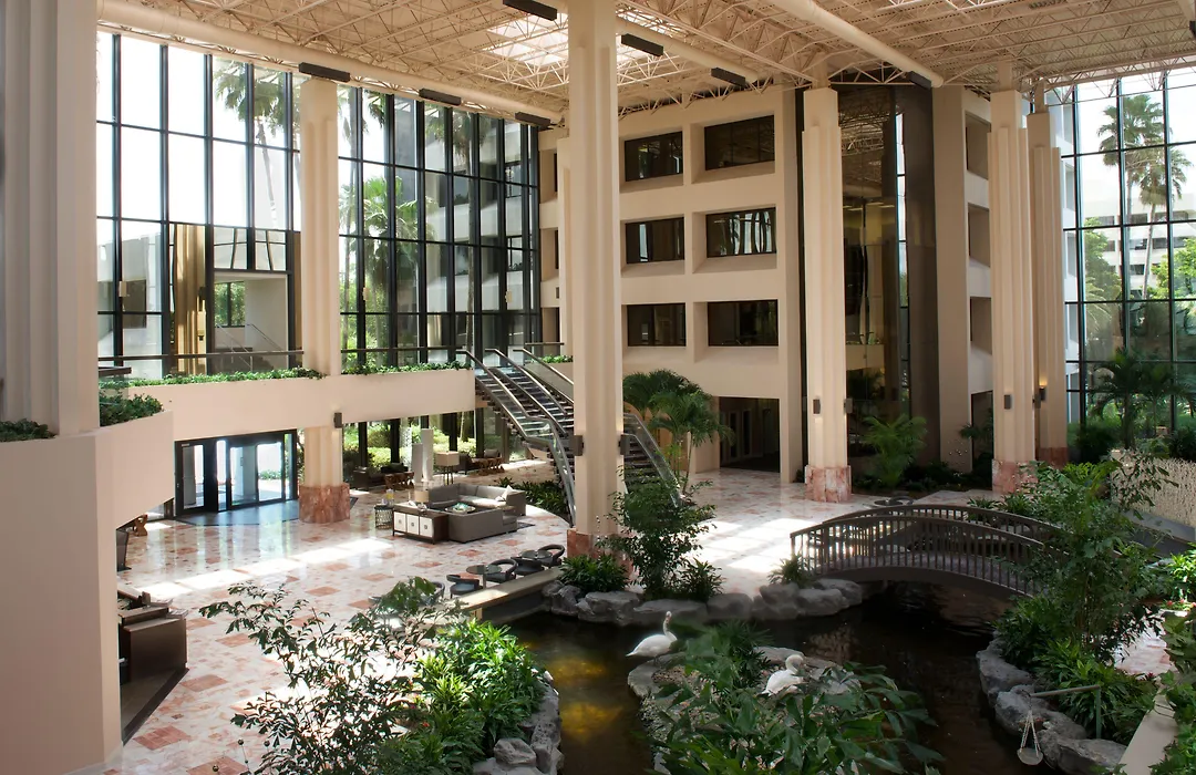 Embassy Suites By Hilton Palm Beach Gardens Pga Boulevard-1