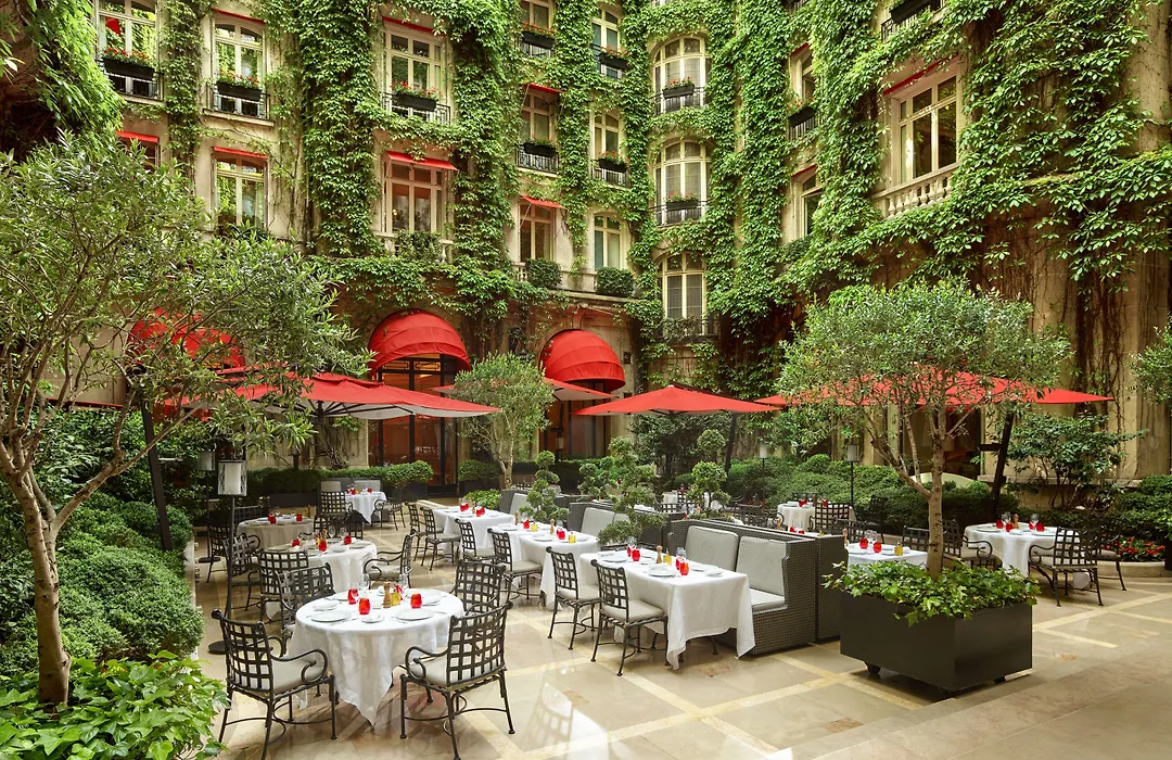 Hotel Plaza Athenee - Dorchester Collection-1