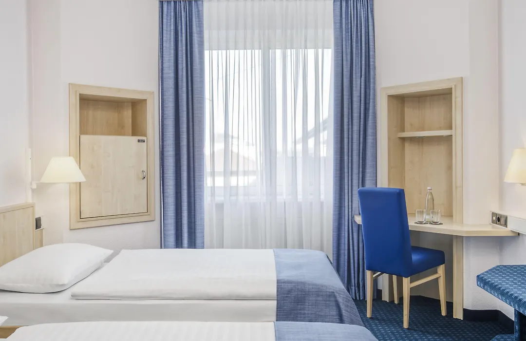 Hotel Erfurt City Center By Leonardo Hotels-1