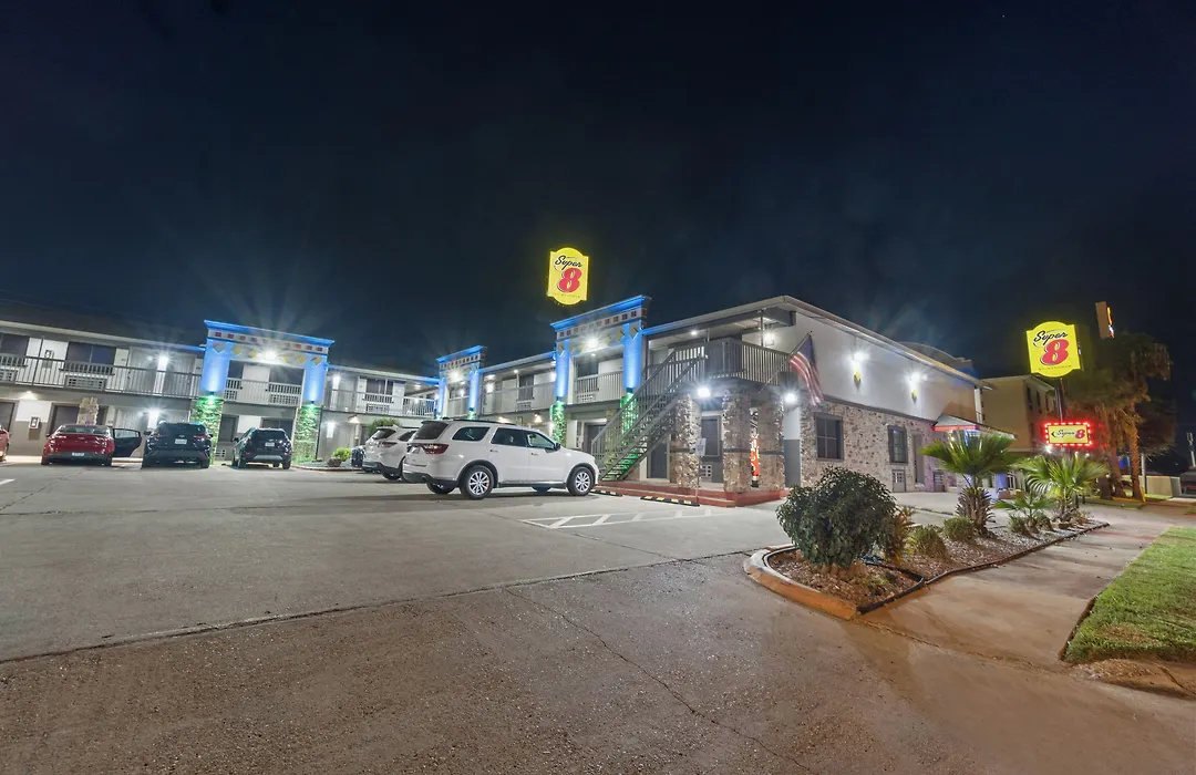 Super 8 By Wyndham Mcallen-La Plaza Mall-Downtown-1