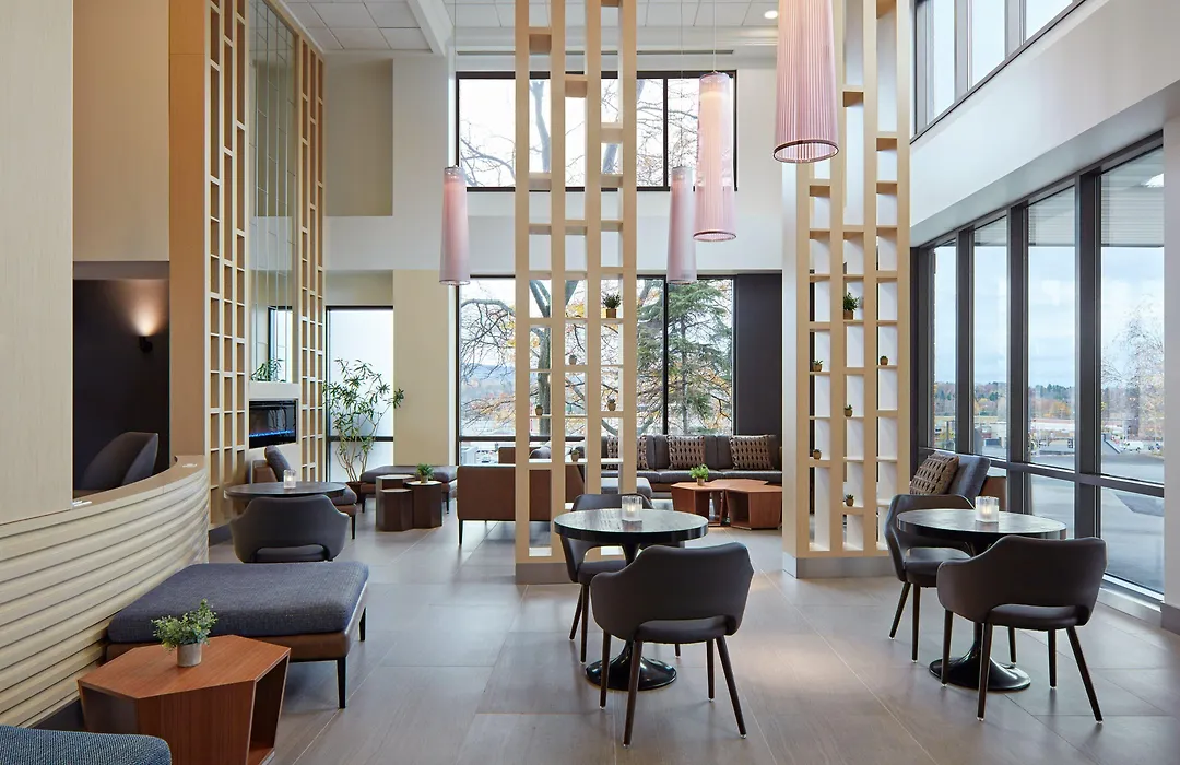 Delta Hotels By Marriott Sherbrooke Conference Centre-1