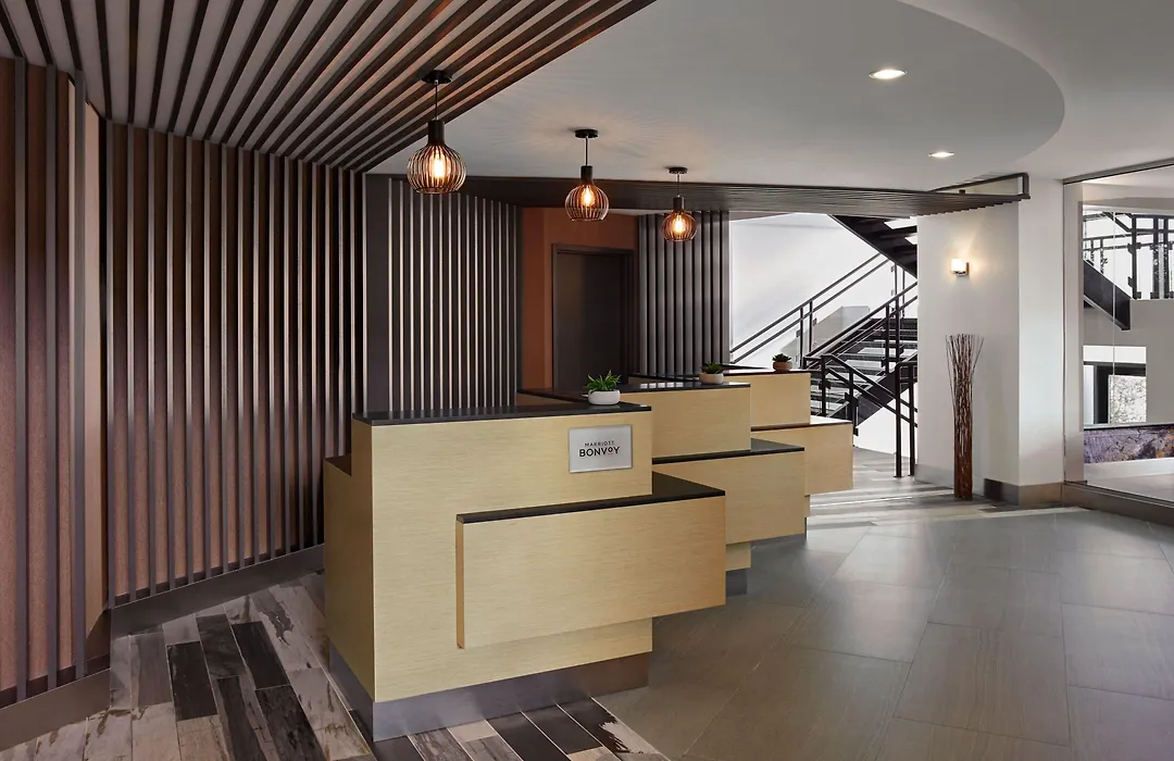 Delta Hotels By Marriott Sherbrooke Conference Centre-1