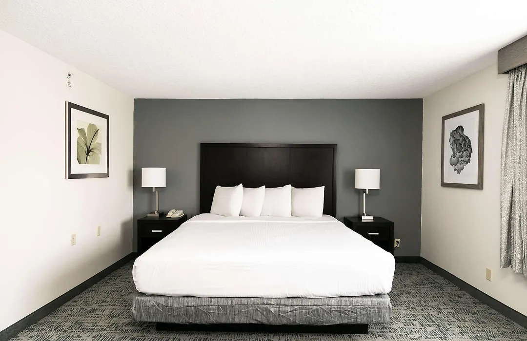 Best Western Inn & Suites San Diego Zoo -Seaworld Area-1