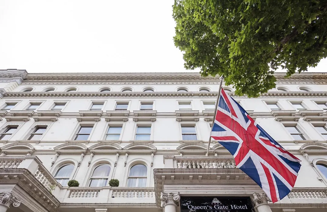 The Queens Gate Hotel-1