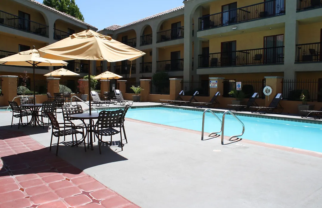 Best Western Plus Heritage Inn-1