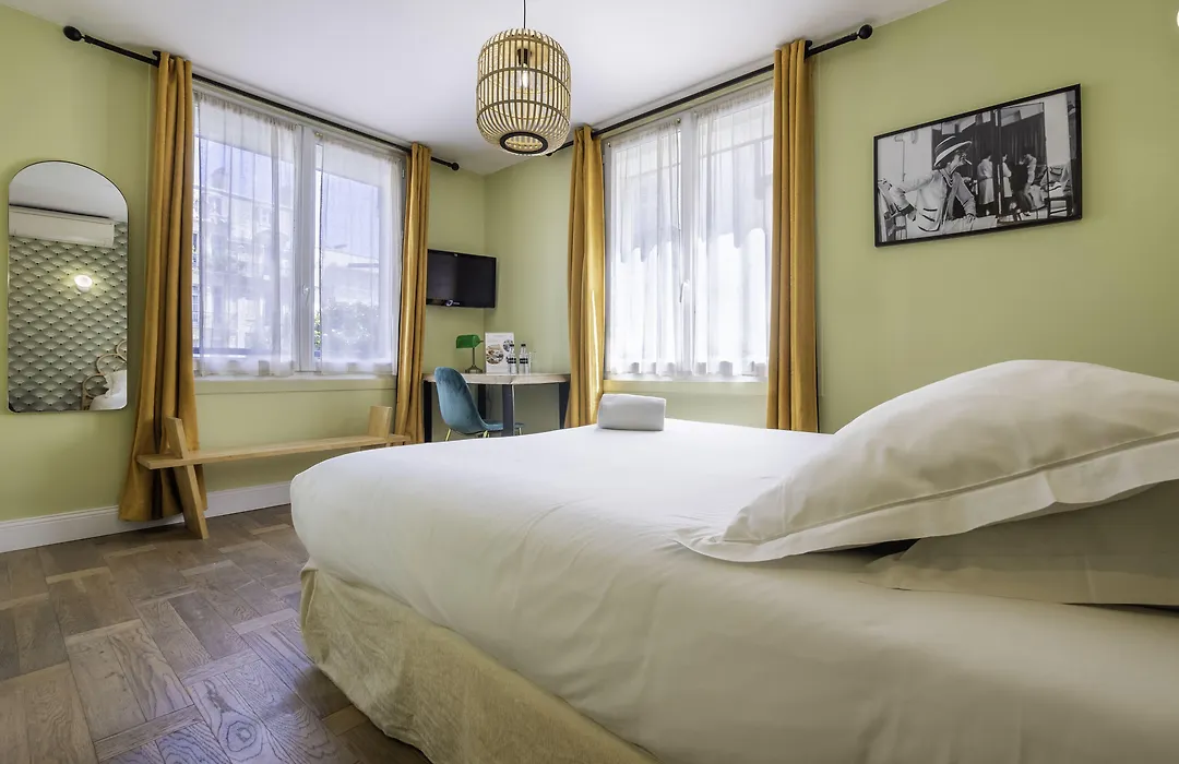 Hotel Cosmopolitain-1