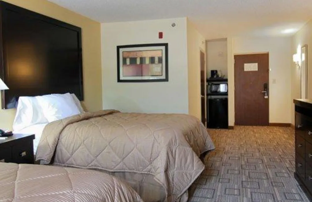 Quality Inn & Suites Greenville Near Downtown-1