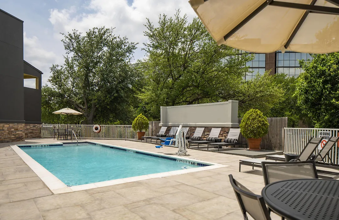 Four Points By Sheraton Dallas Arlington Entertainment District-1