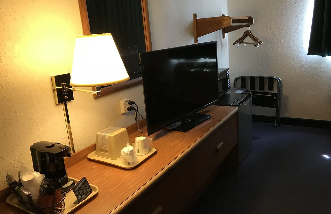Super 8 By Wyndham Sidney Ny-1