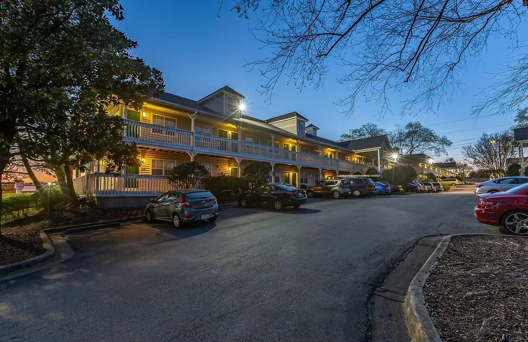 Hometowne Studios By Red Roof Atlanta - Norcross South-1