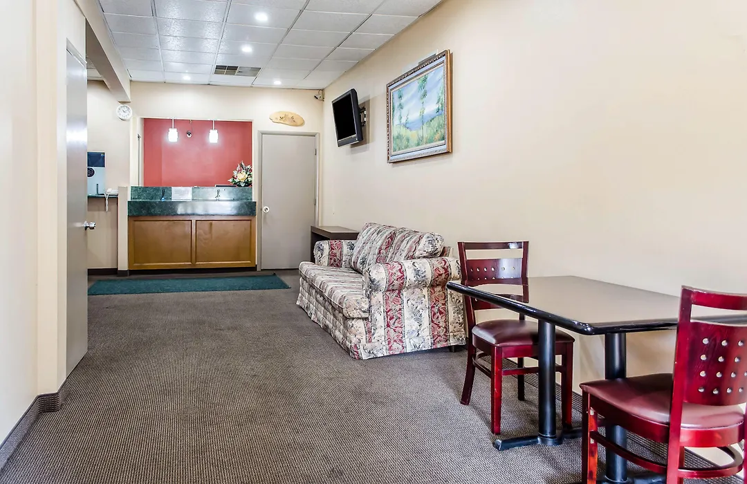 Rodeway Inn Wormleysburg - Harrisburg-1