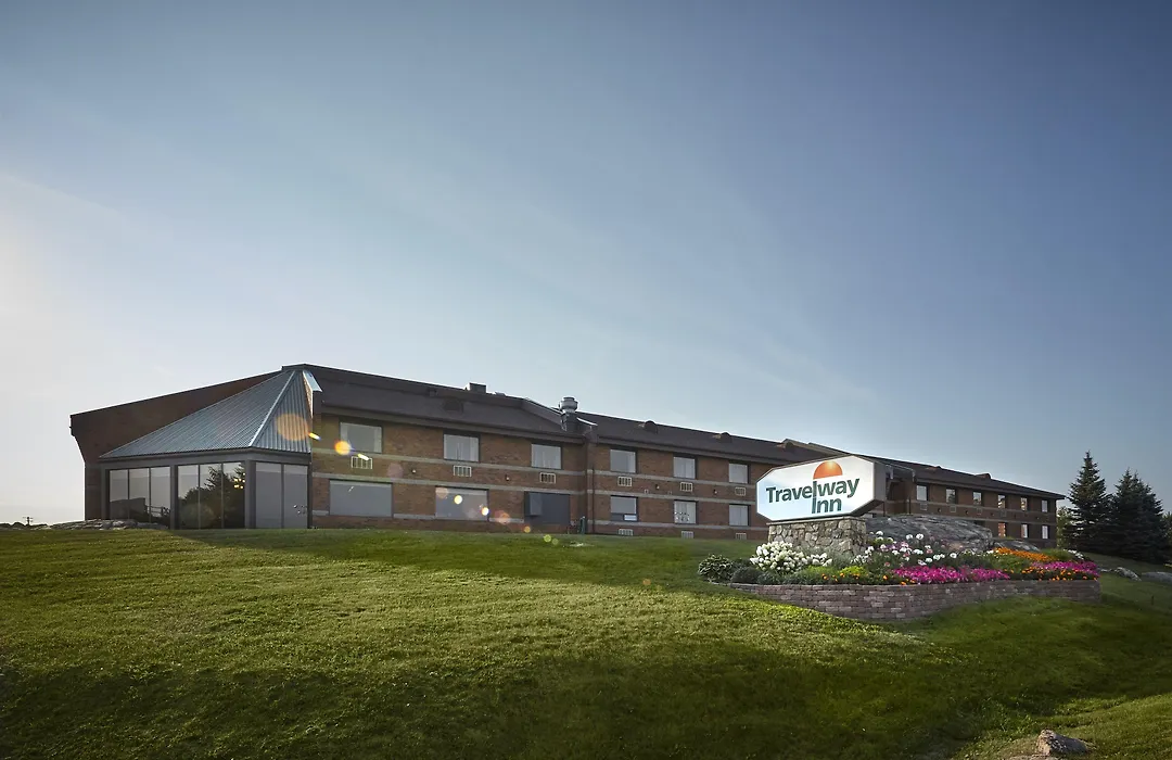 Travelway Inn Sudbury-1