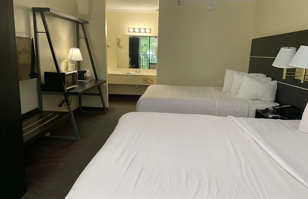 Americas Best Value Inn & Suites Melbourne-1