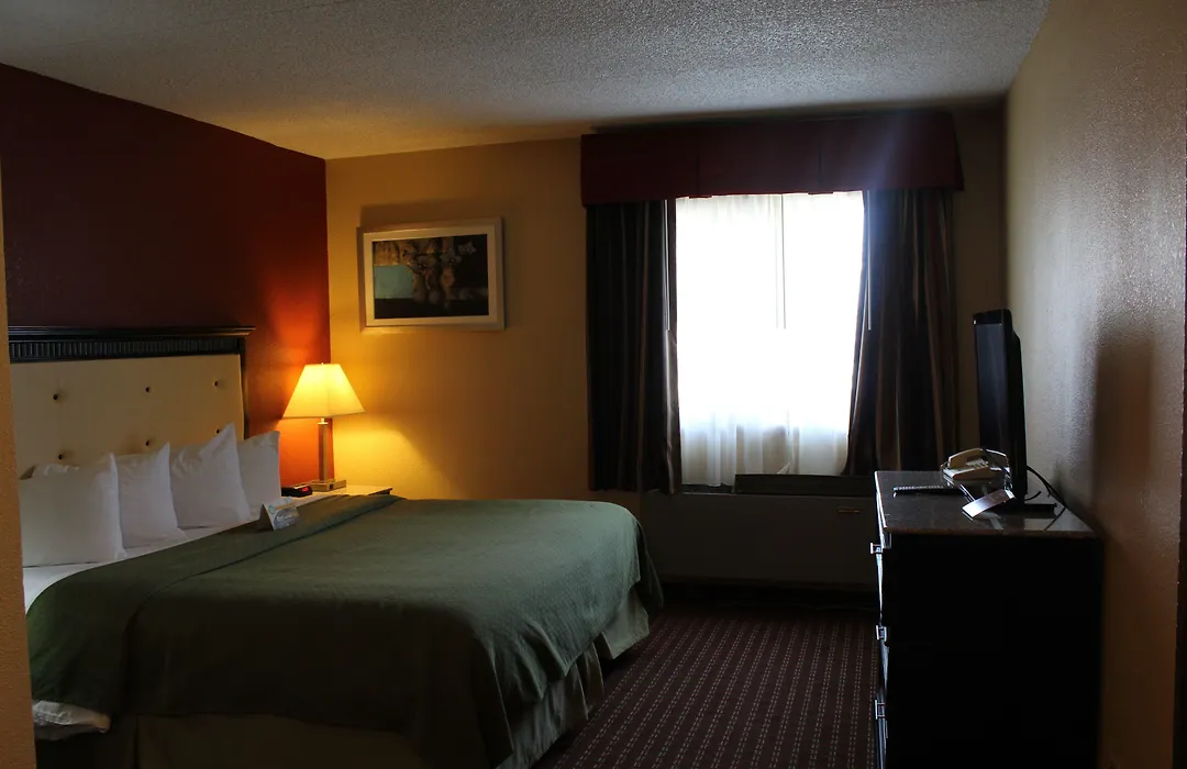 Quality Inn & Suites Lincoln South-1