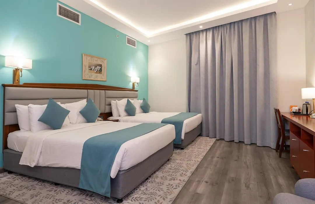 Howard Johnson Bur Dubai-1