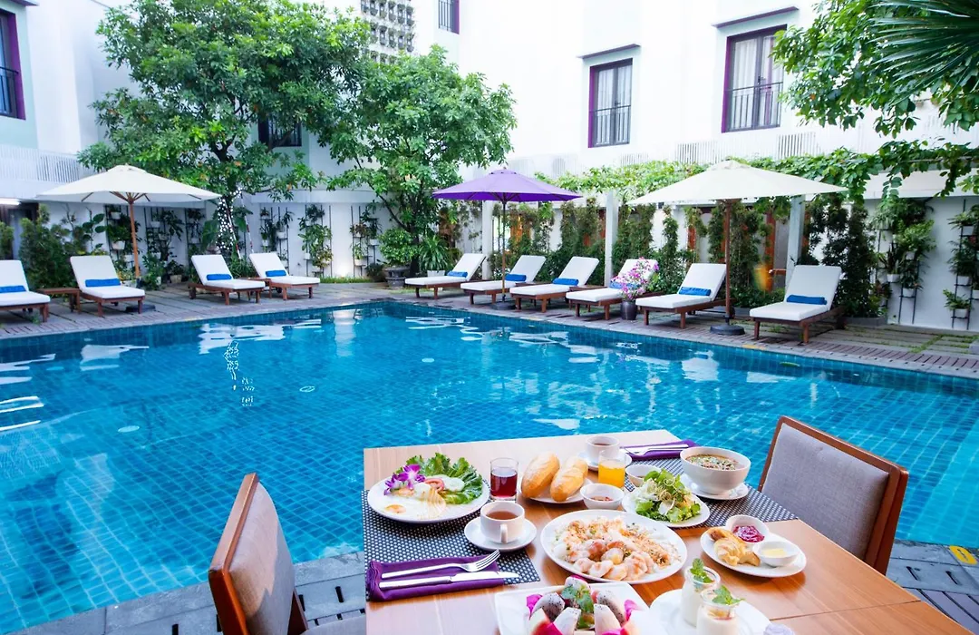 ÊMM Hotel Hue-1