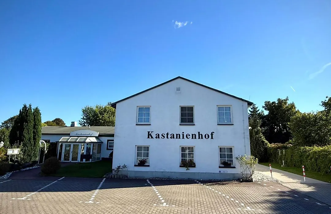 Kastanienhof Hotel Garni-1
