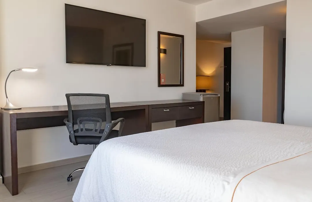 Fiesta Inn Express Tepic-1