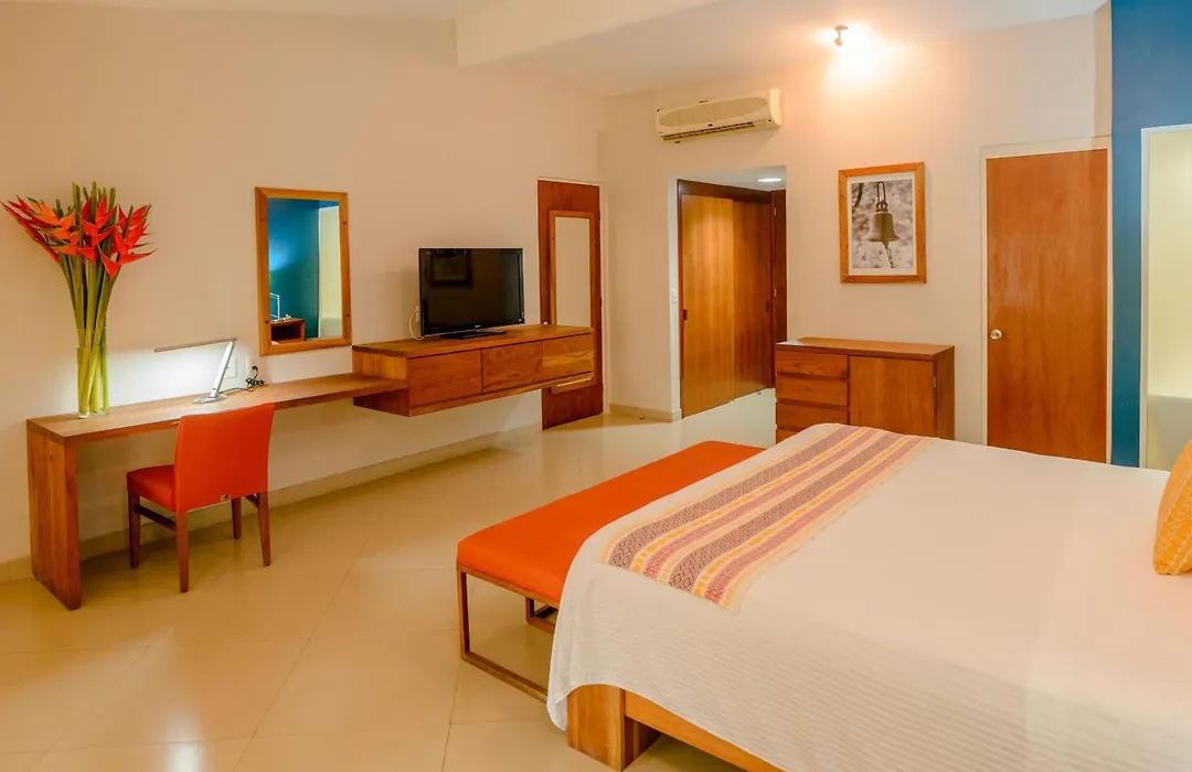 Hotel Loma Real-1