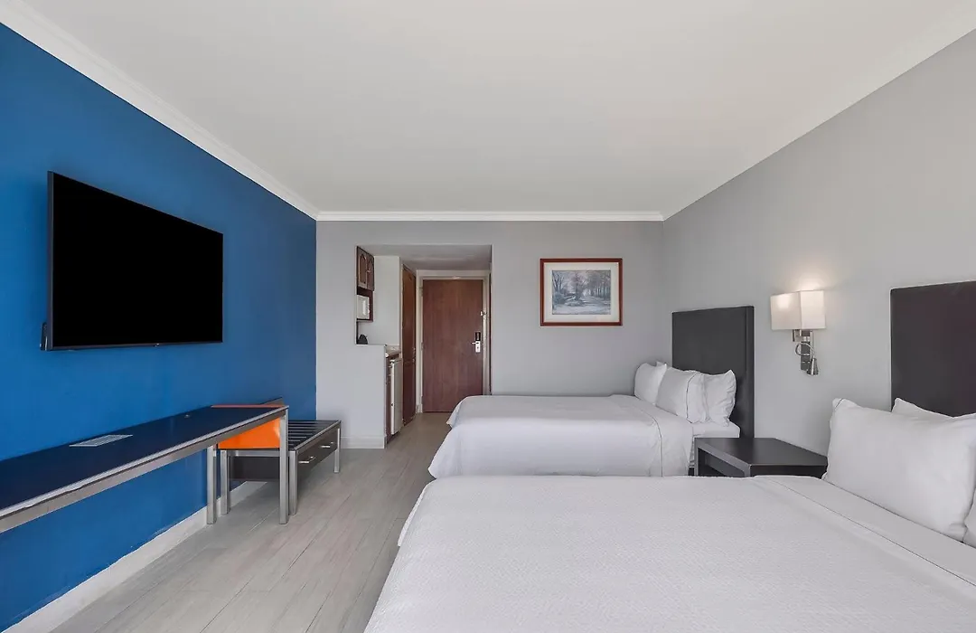Fiesta Inn Express Nuevo Laredo-1