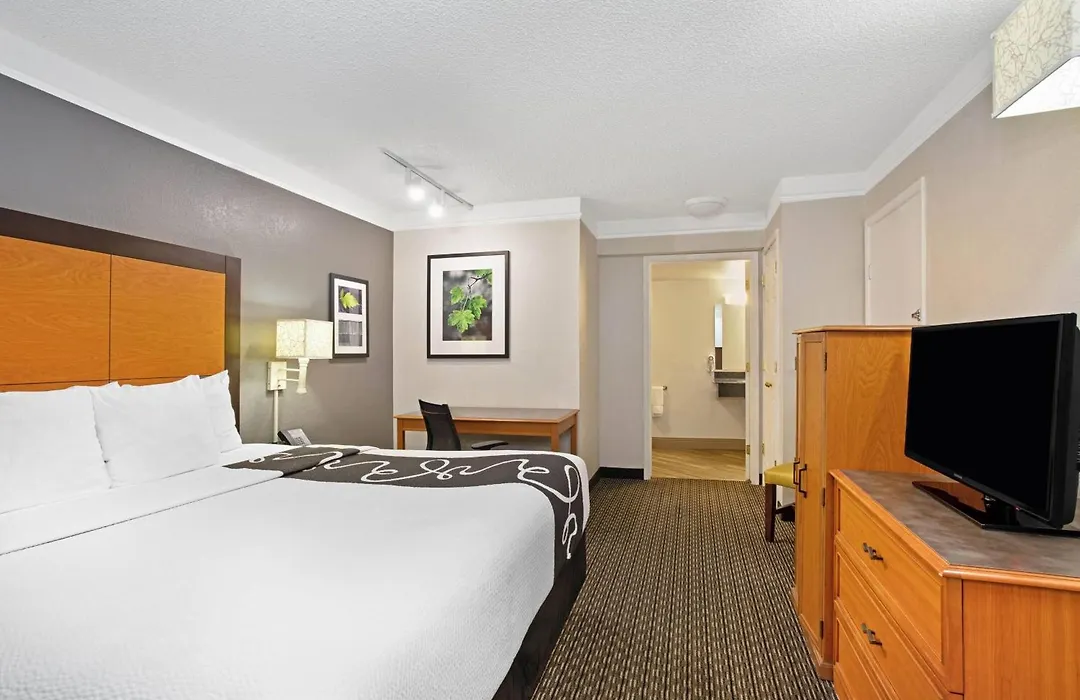 La Quinta Inn By Wyndham Tucson East-1