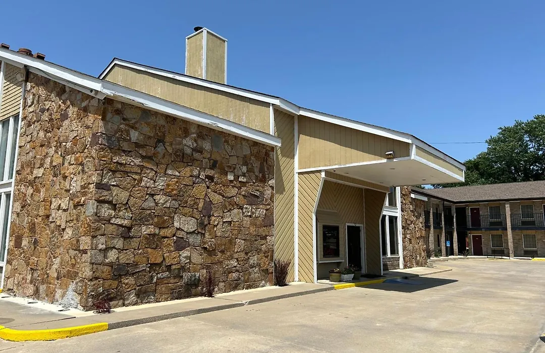 Motel 6 Ada Ok-1