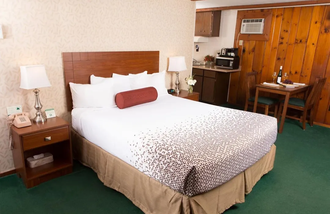 Knotty Pine Motel-1
