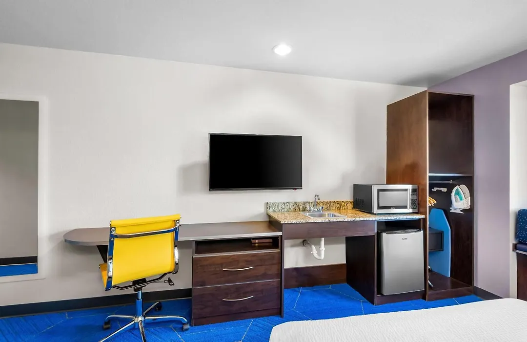 Microtel Inn & Suites By Wyndham Conway-1