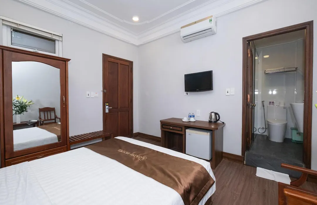 Jade Hotel-1