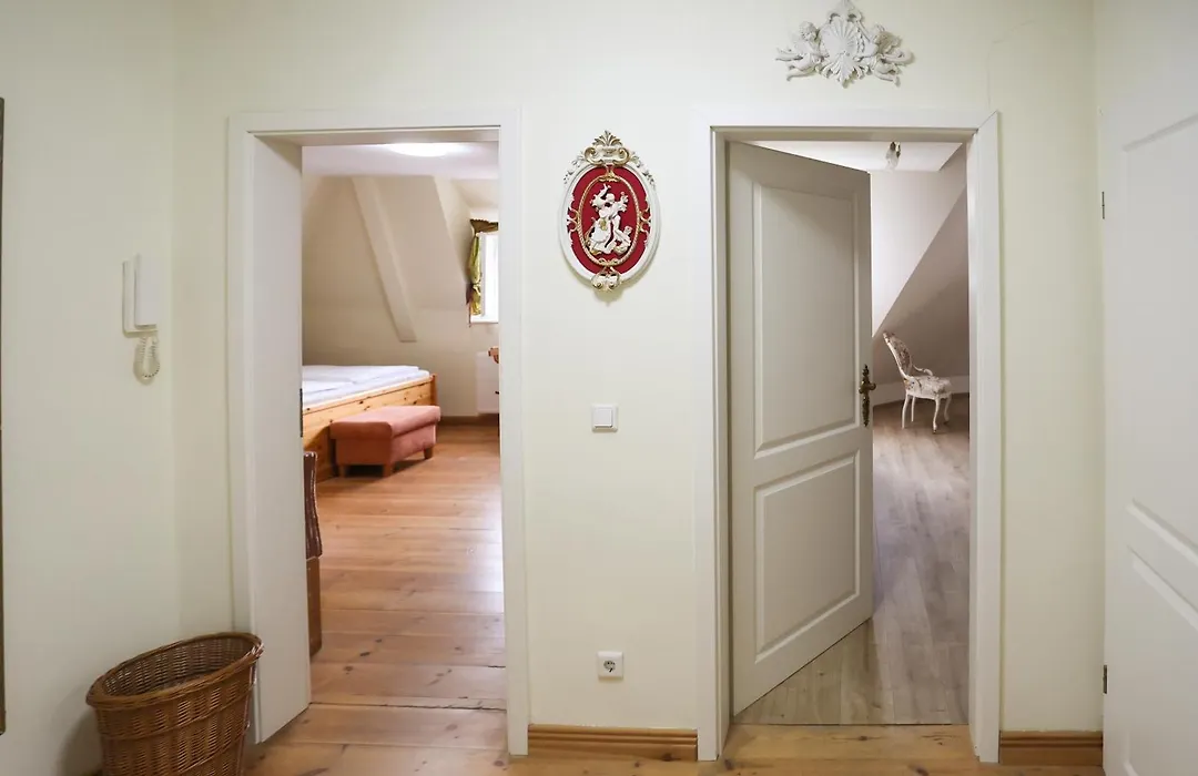 Hotel Schloss Grochwitz (garni)-1