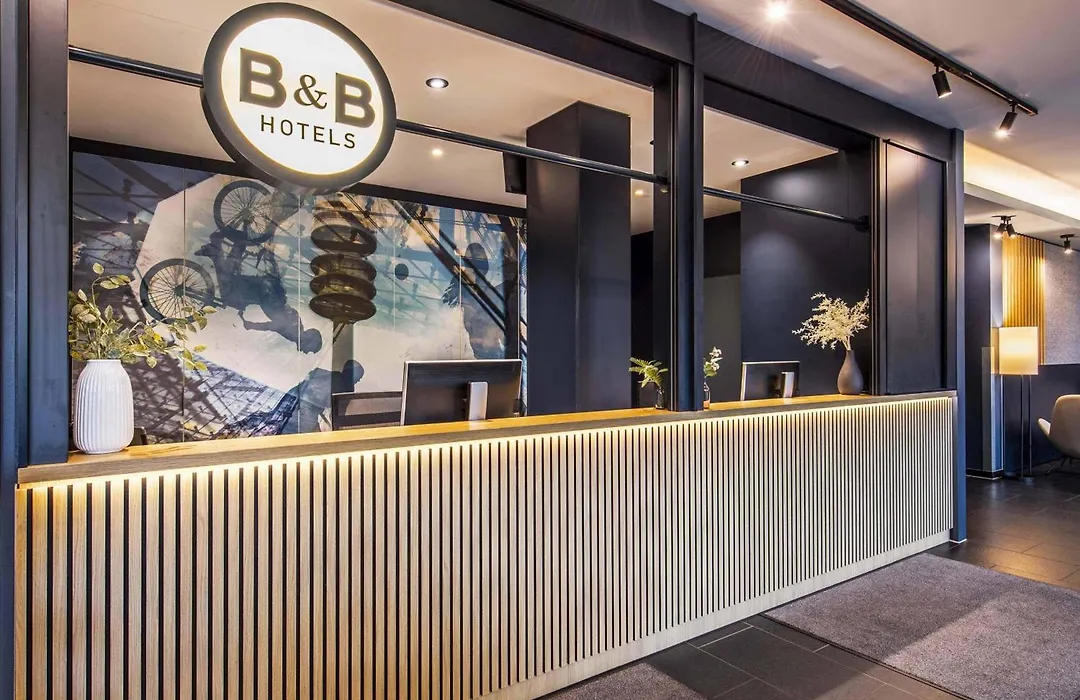 B&B Hotel Muenchen-Olympiapark-1
