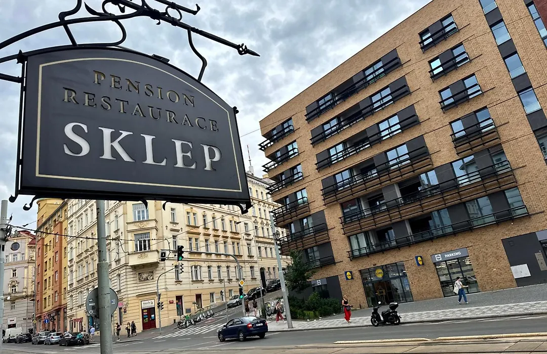 Pension Sklep-1