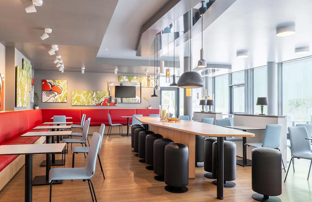 B&B Hotel Offenburg-City-1