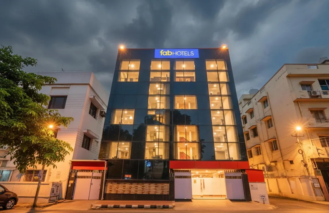 Fabhotel Saltlake Palace - Nr Anandlok Hospital-1