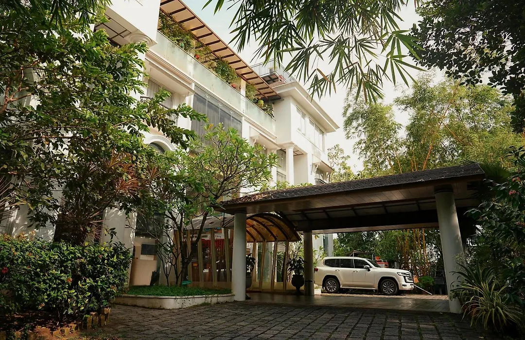 D Fort Hotel Kollam-1
