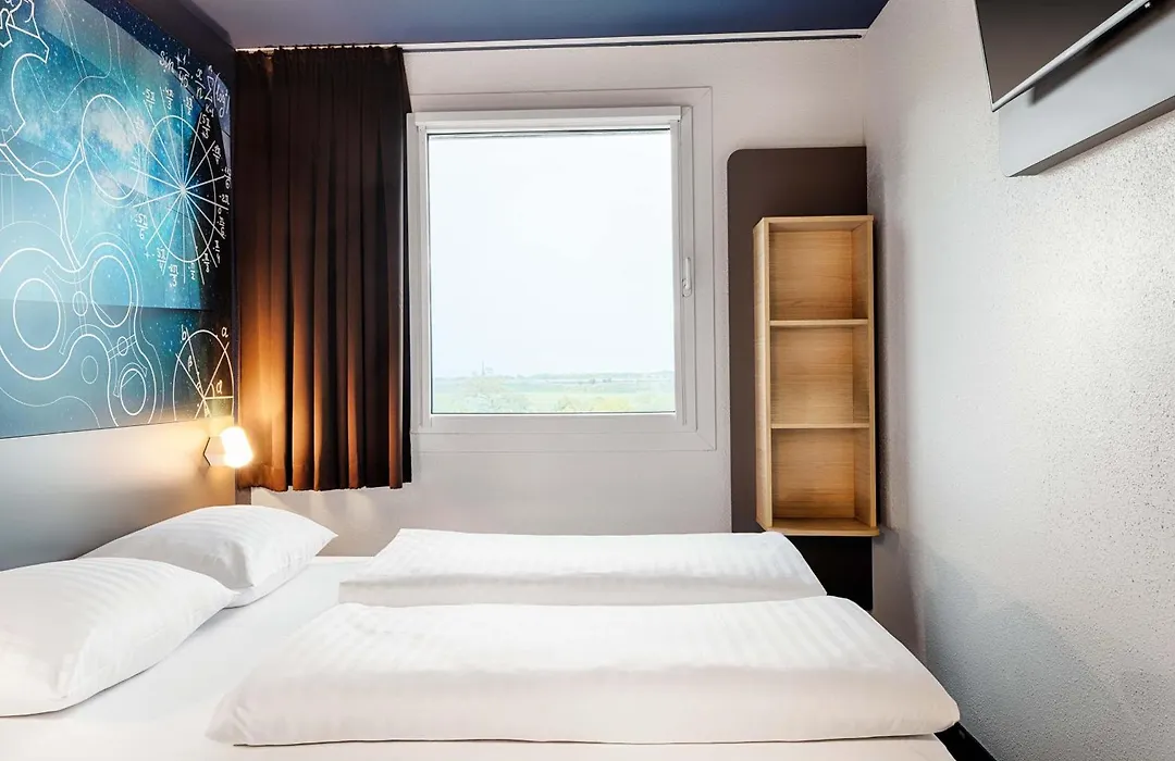 B&B Hotel München-Garching-1