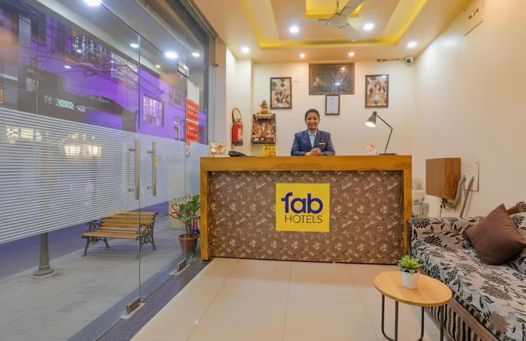 Fabhotel Shree Galaxy-1
