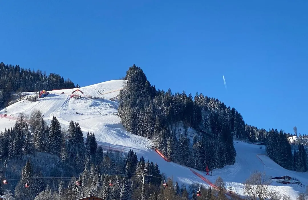 Hotel Edelweiss Kitzbuehel-1