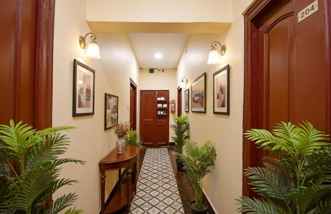 Fabhotel Golden Imperial-1