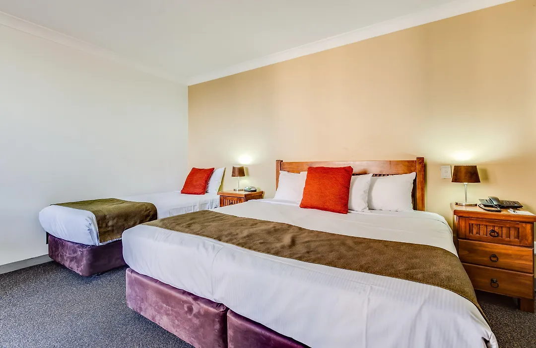 Hillcrest Apartment Hotel-1