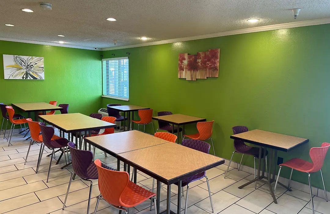 La Quinta Inn By Wyndham Omaha Southwest-1