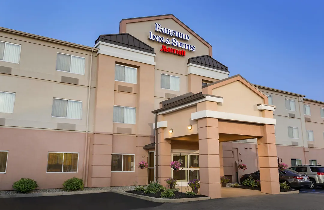 Fairfield Inn & Suites By Marriott Toledo Maumee-1