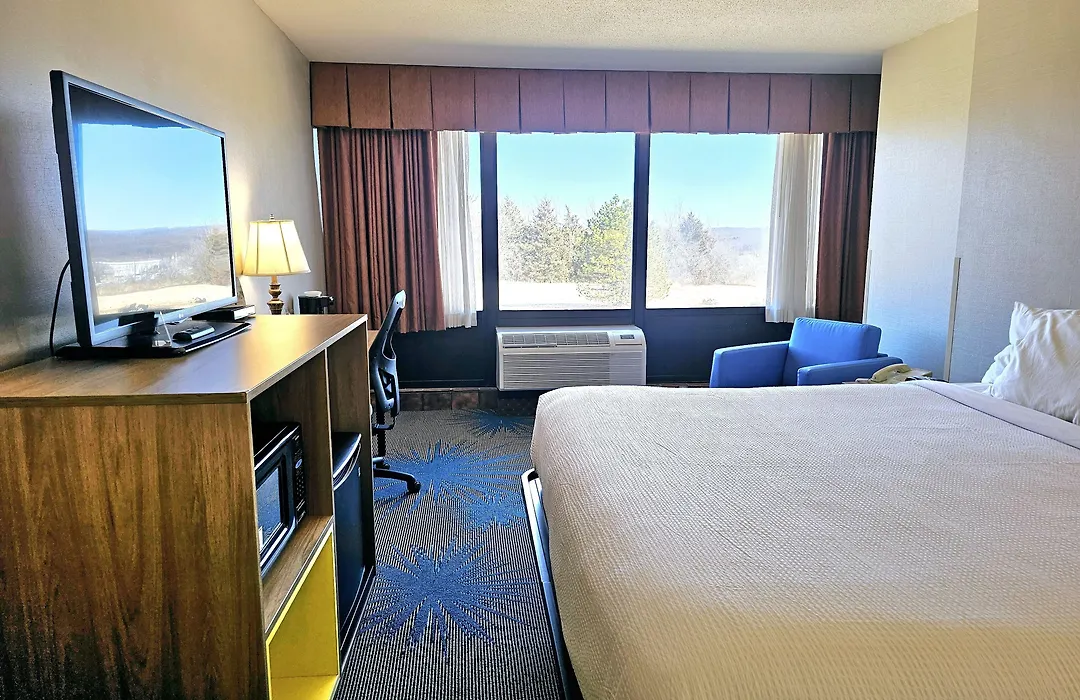 Days Inn By Wyndham Rolla-1