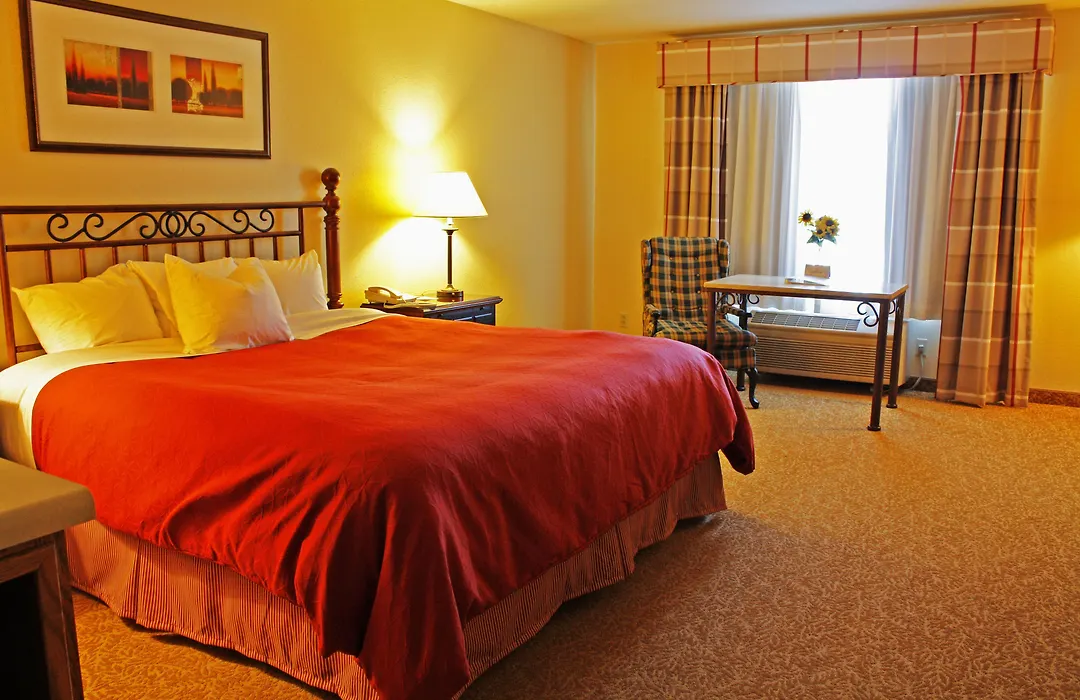 Country Inn & Suites By Radisson, Germantown, Wi-1