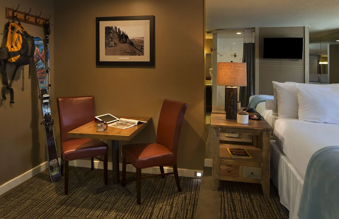 Postmarc Hotel And Spa Suites-1