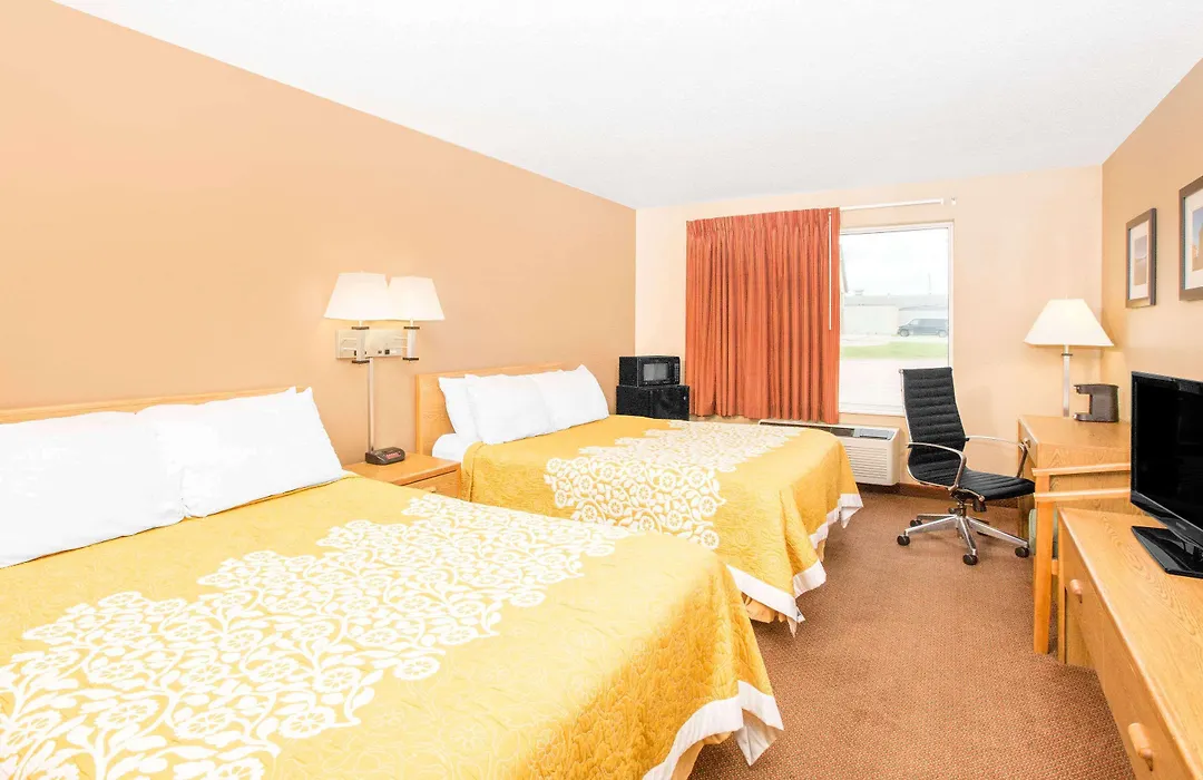 Days Inn By Wyndham Worthington-1
