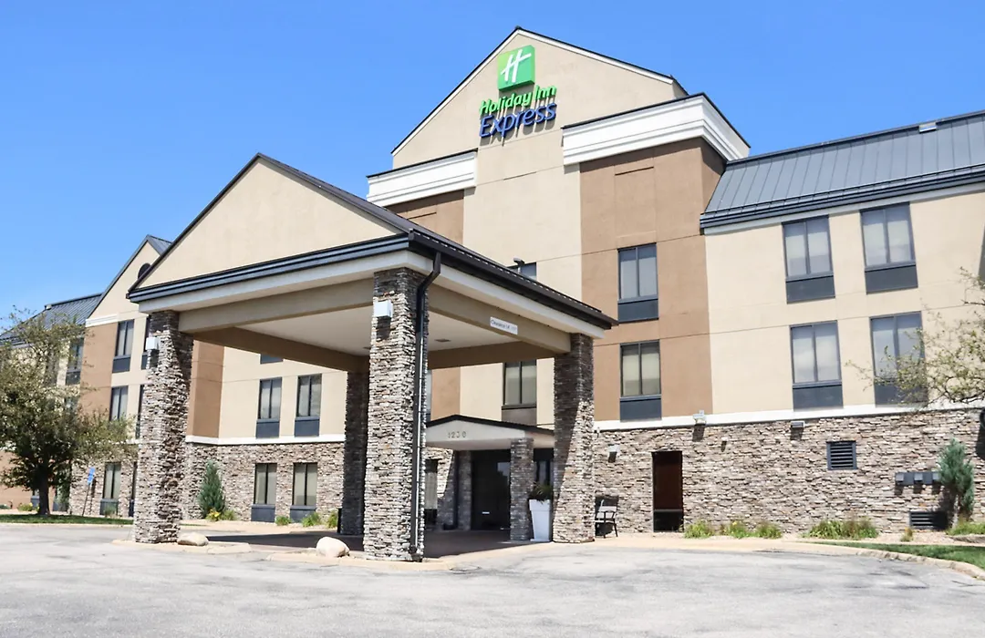 Holiday Inn Express Cedar Rapids - Collins Road By Ihg-1