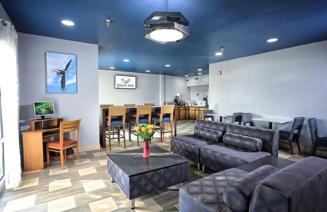 Eagles Nest Inn-1