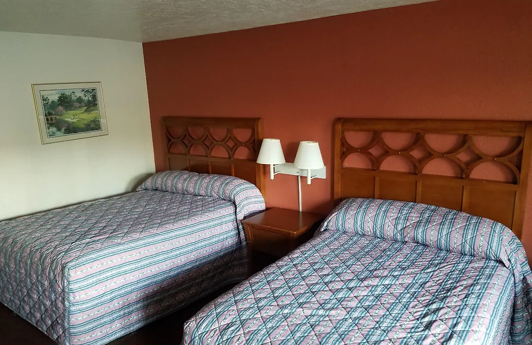 Masters Inn I-26-1